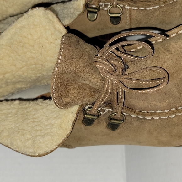 Audrey Brooke Roxy 2 Bootie - Picture 4 of 10